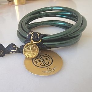 Budhagirl. Frond. XL